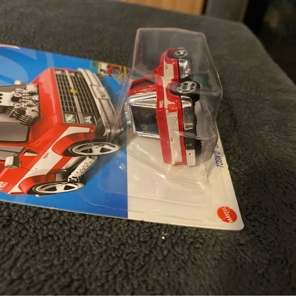 "🥦5/$25🥦". Hot Wheels Toon’d ‘83 Chevy Silverado - Picture 3 of 5